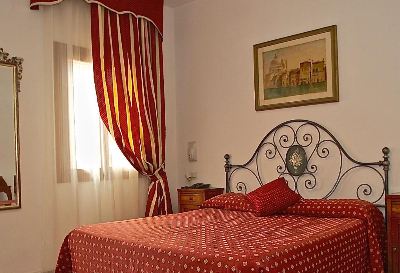 Hotel Fontana Venise