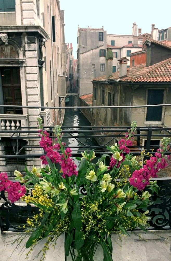 Casa Pisani Canal 3* Venise