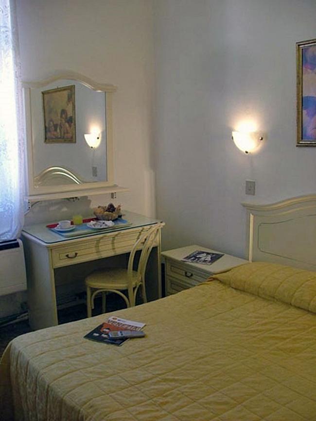 Hotel Airone
