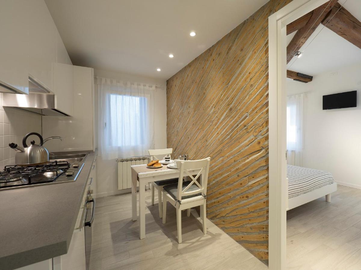 Ss Giovanni E Paolo Apartment *