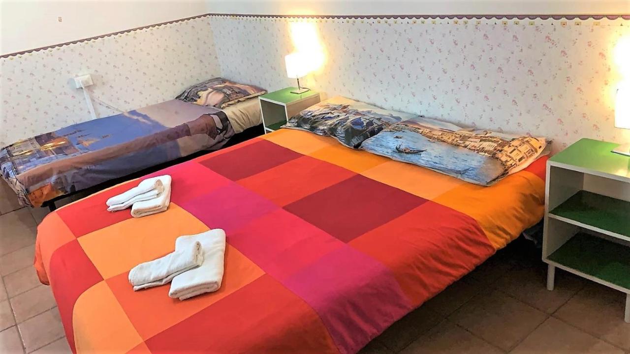 Pavarotti Bed & Breakfast *