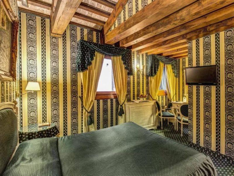 312 Piazza San Marco Gasthuis 3*