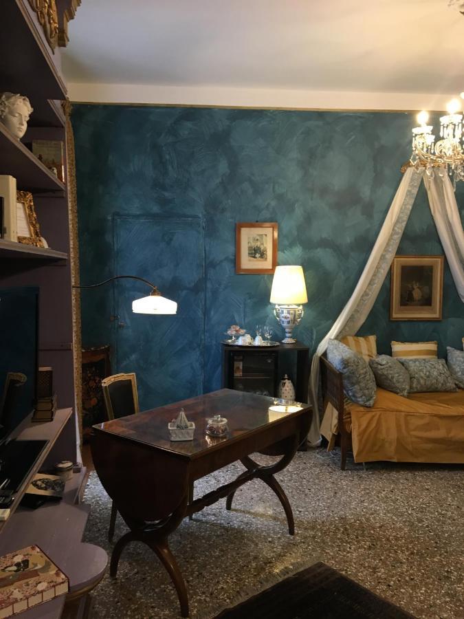 La D'ella Couette-café Venise
