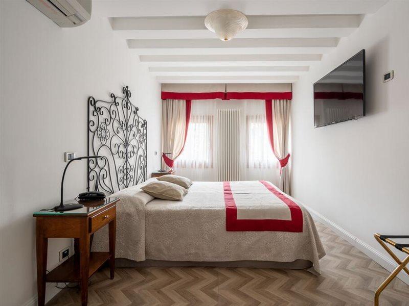 Hotel Antigo Trovatore