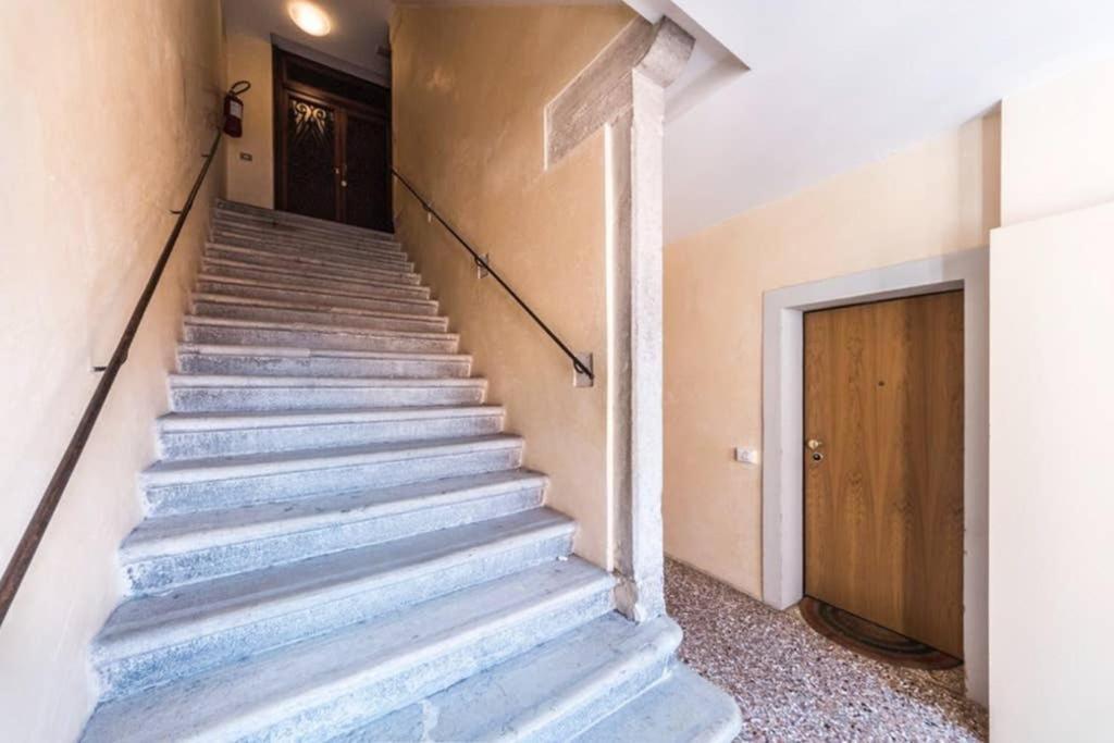 Apartment Rialto With Canal Grande View Venedig