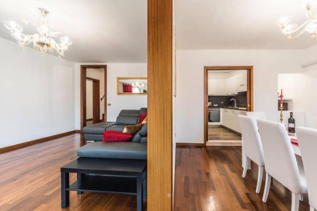 Rialto With Canal Grande View Apartment *