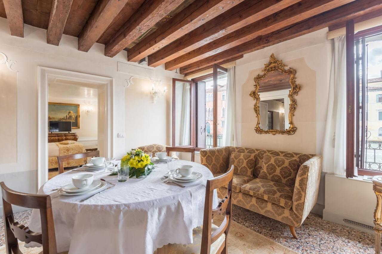 Appartement Ca' Dei Cuori On The Grand Canal Venetië