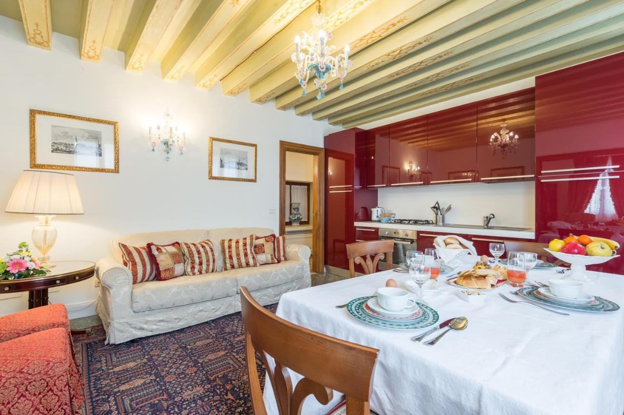 Ca' Dei Cuori On The Grand Canal Appartement *
