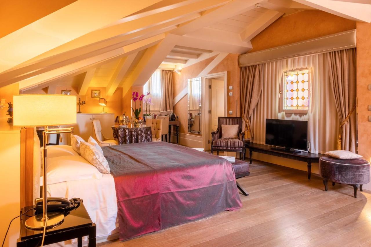 Moresco Hotel 4*