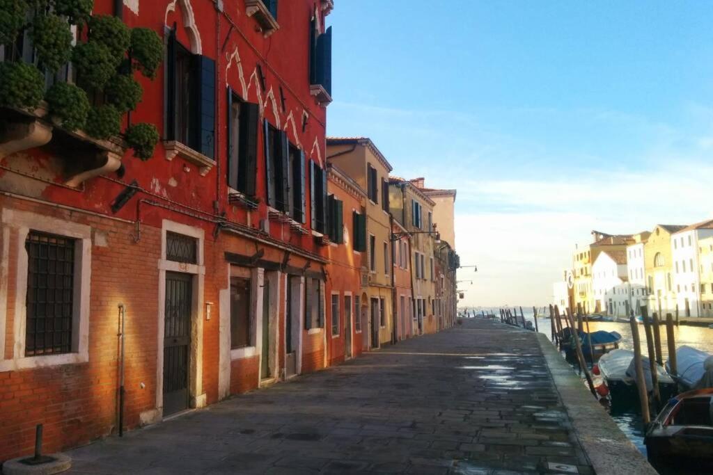 La Casetta Rosa - Vista Sul Canale Appartement *
