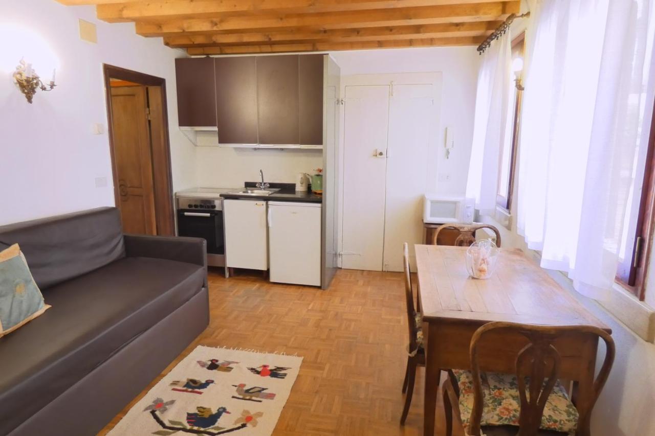 Appartement Delicious Near St. Square