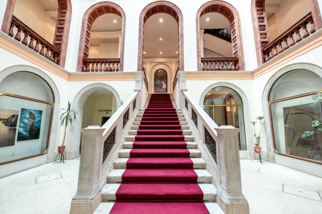 Luxury Loft Next To Saint Mark Apartment *