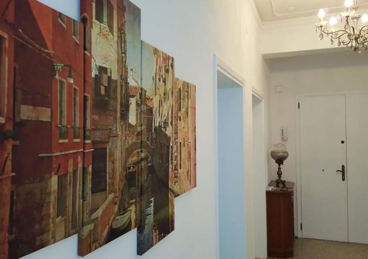 Biennale * Venetië