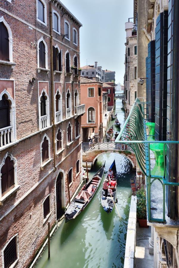 Appartamento Flat With Canal View Near San Marco Venezia