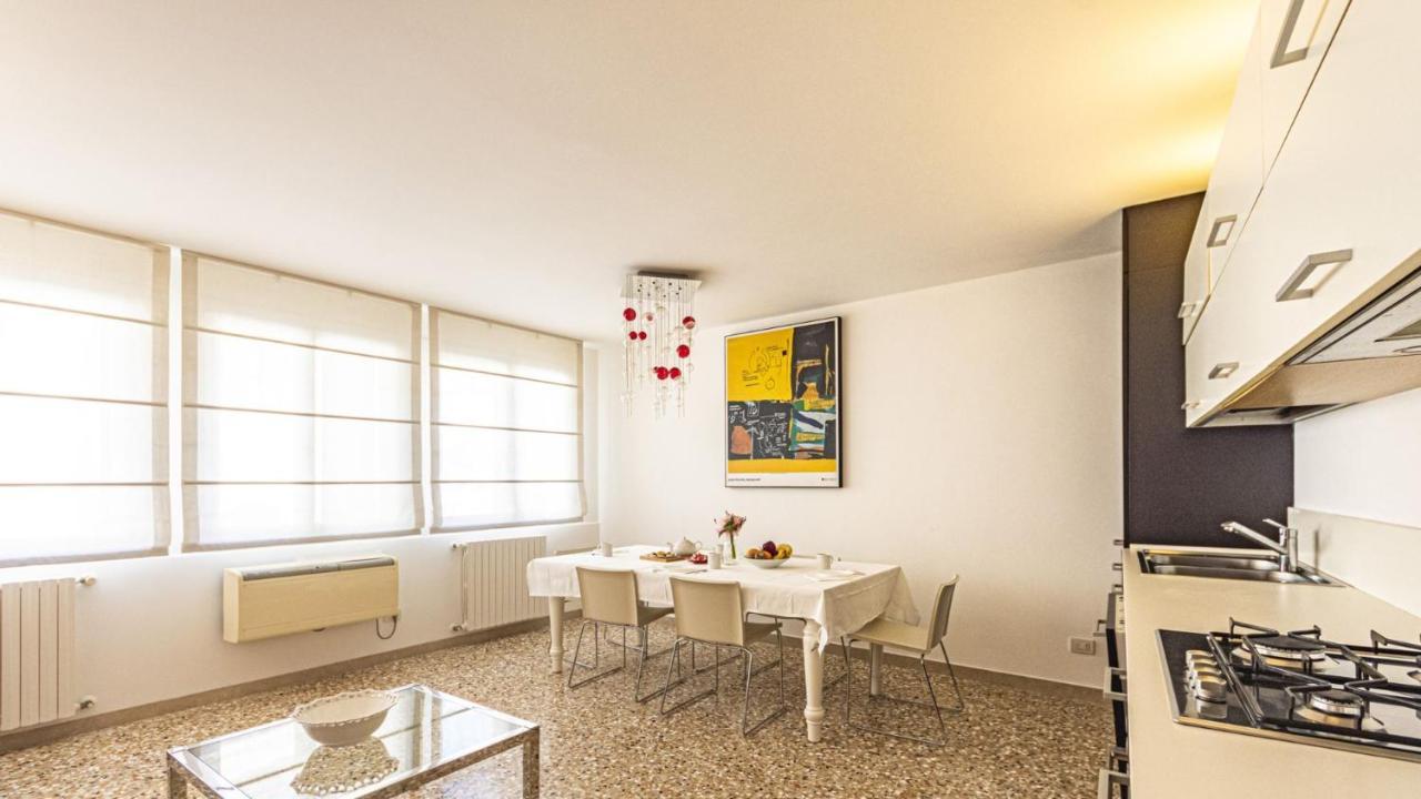 Ca' Emma San Marco - Canal View Appartement