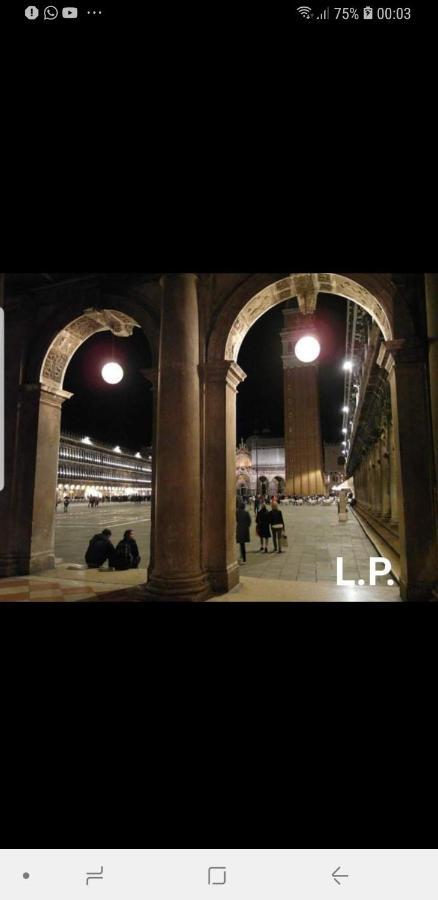 Apartment Large 3 Flat Rialto Venedig