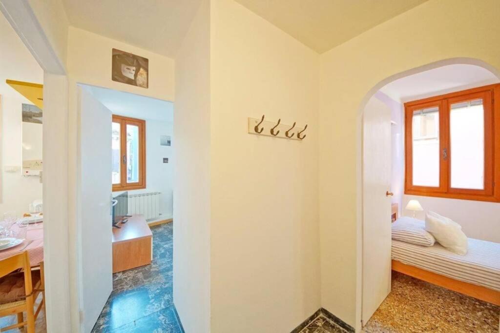 410 San Polo Roky Wifi Center * Venedig