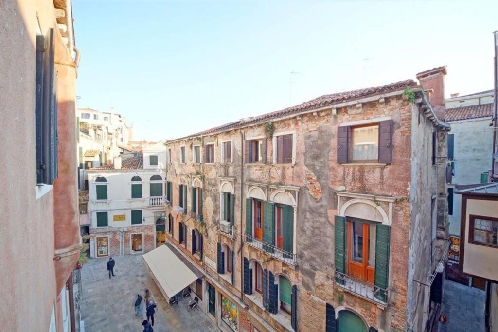 410 San Polo Roky Wifi Center * Venedig