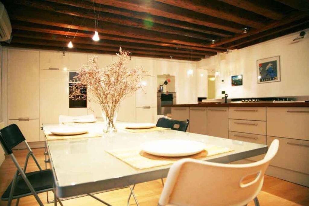 Bellissimo In Palazzo Storico *