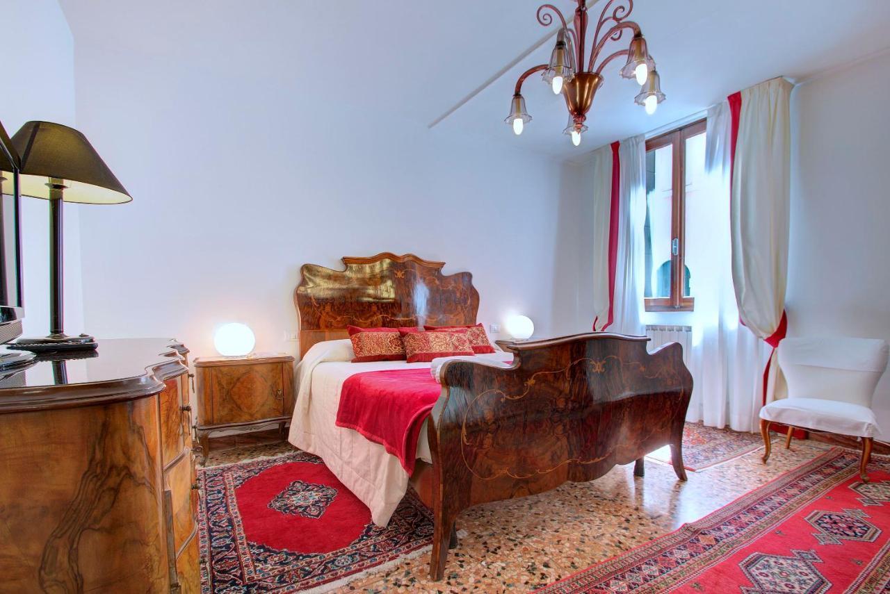 Remigio Marco-canal Venice