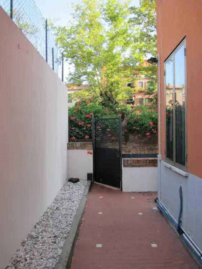 Appartement Charming Flat With Terrace Over The Canal