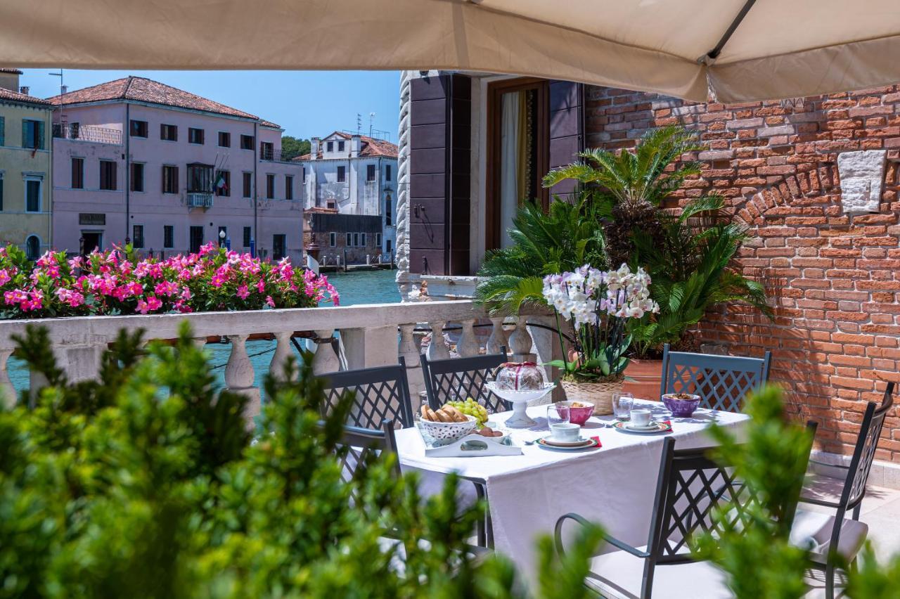 Appartement Ca' Dei Cuori On The Grand Canal Venetië