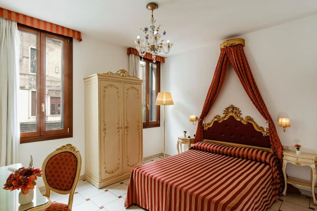 Rio Del Piombo Suites - 101 Flats In