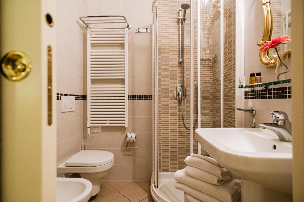 Rio Del Piombo Suites - 101 Flats In
