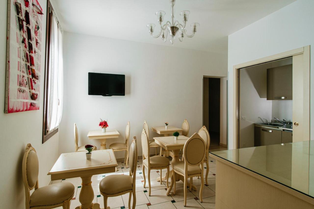 Rio Del Piombo Suites - 101 Flats In *