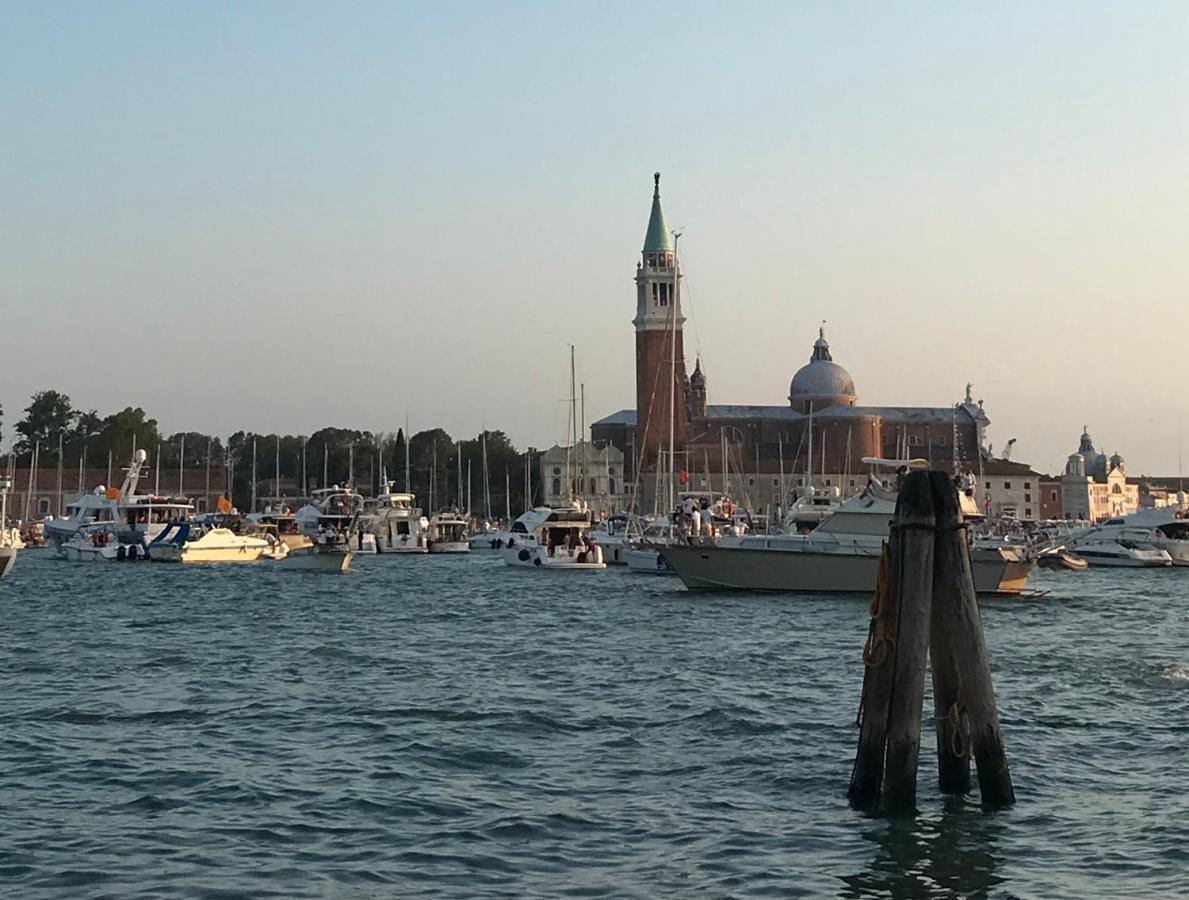 Privacy In - Your To Be Let Alone * Venezia
