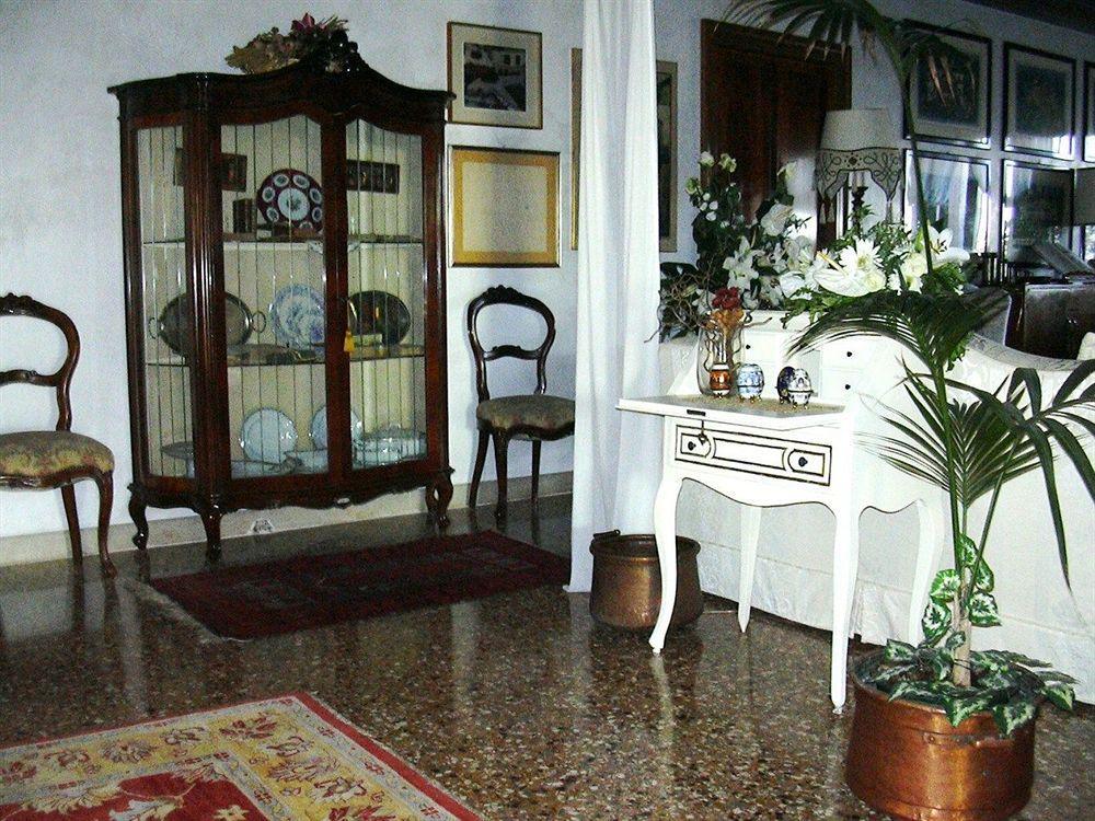 At A Palazzo Bed & Breakfast Venetië