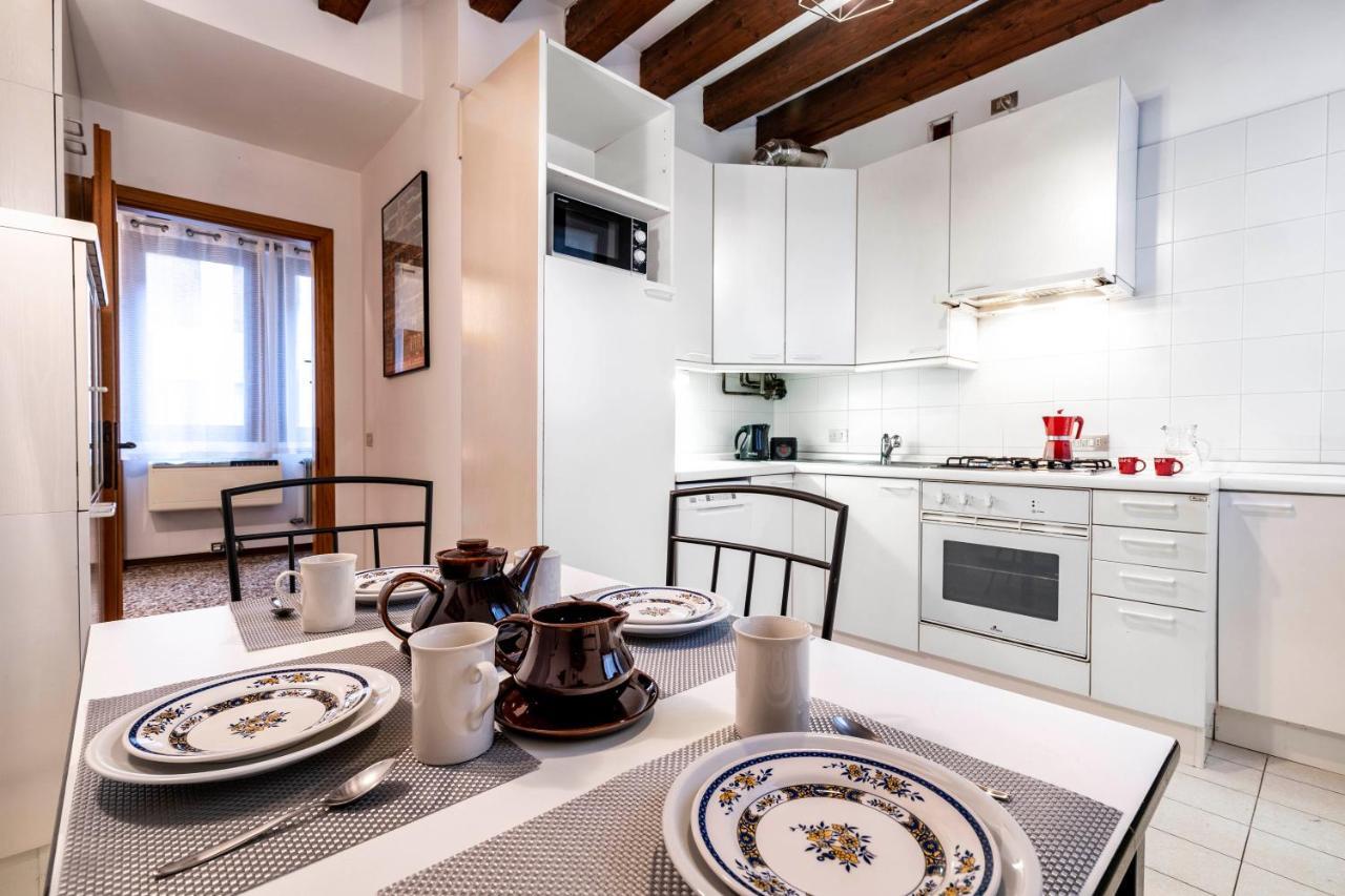 San Marco - 2 Bedrooms With Lift Venise