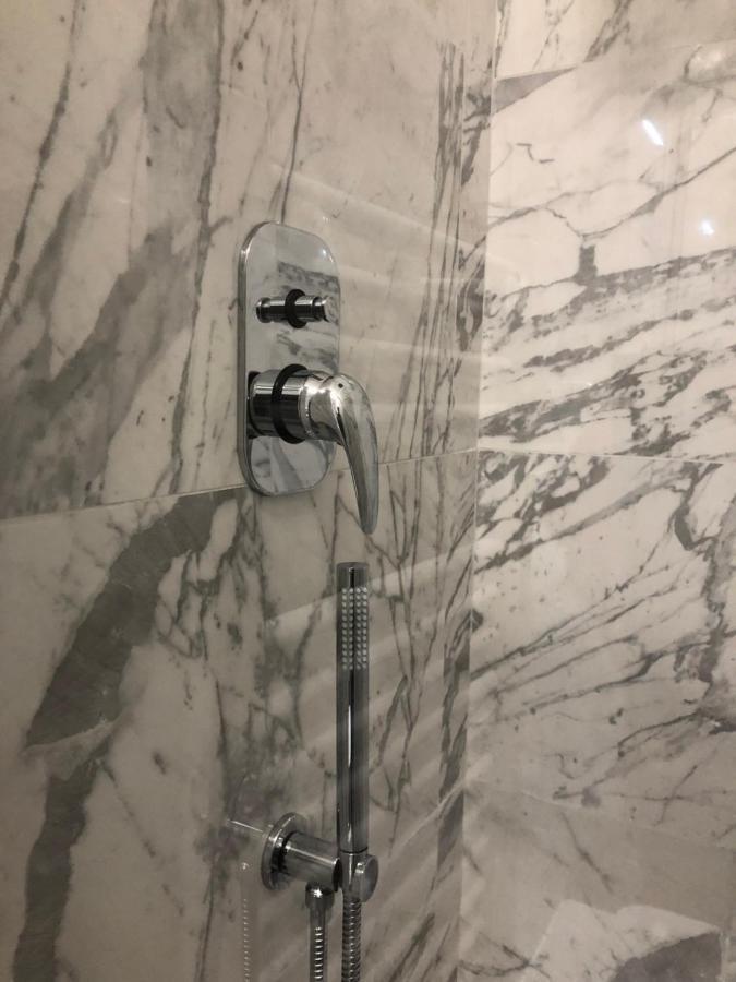 Tintoretto 4, 3 Grandi Da Letto, 2 Bagni *