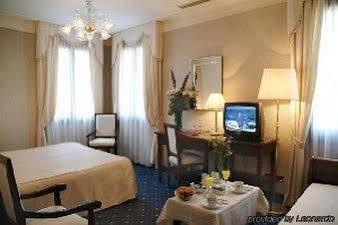 Ca' D'oro 3* Venetië