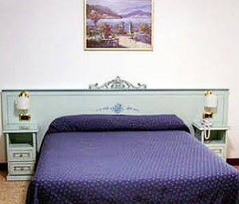 Affittacamere Ca' San Marcuola 1 2*