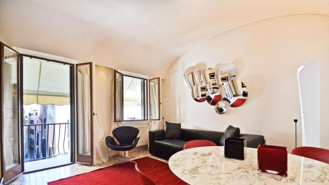 Appartement Ai Bareteri Luxury Canal View *