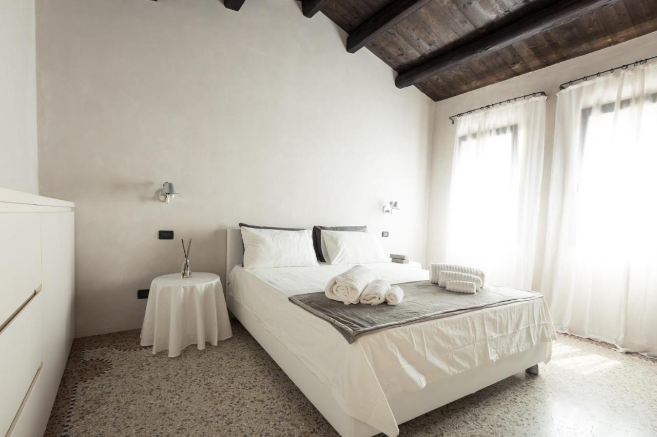 Appartement Amazing Modern Design Home, Campo Dei Mori. Wifi Venise
