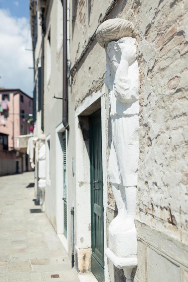 Appartement Amazing Modern Design Home, Campo Dei Mori. Wifi