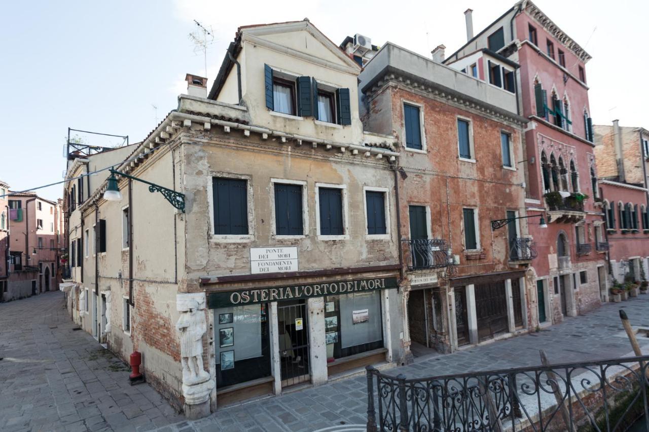 Amazing Modern Design Home, Campo Dei Mori. Wifi Appartement Venise