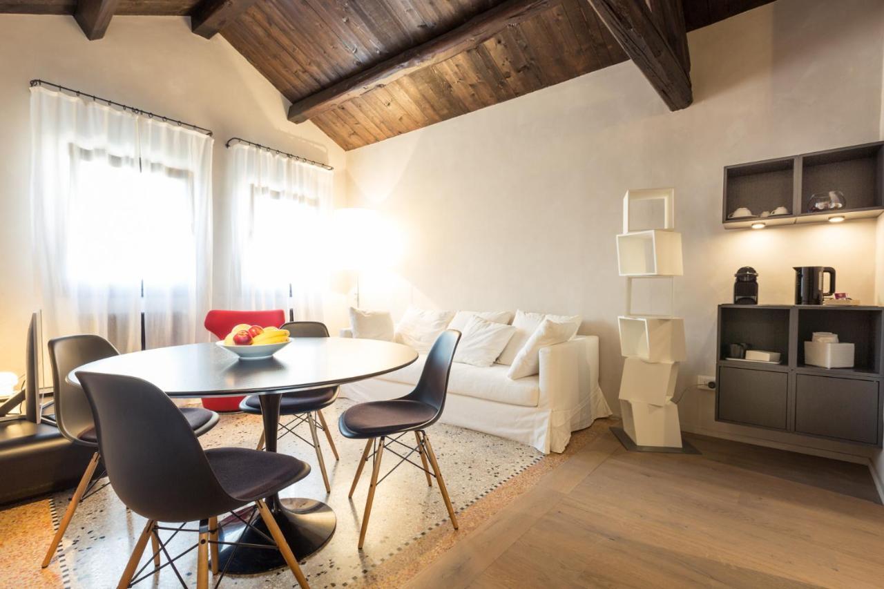 Amazing Modern Design Home, Campo Dei Mori. Wifi * Venise