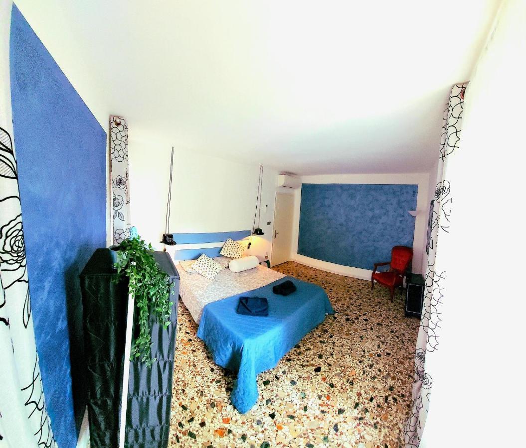 The Hatter's Appartement *