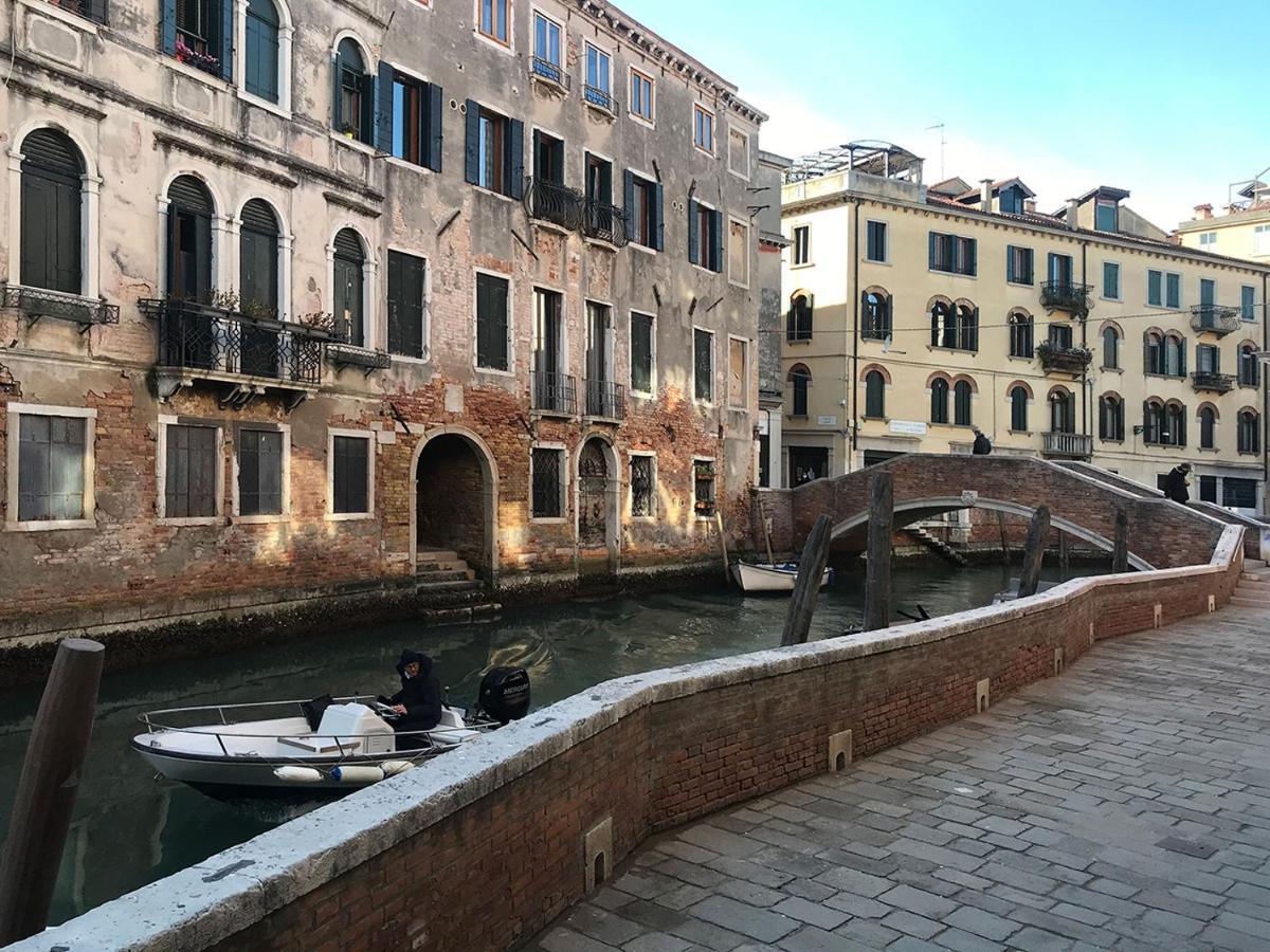 Casa Furlani Ai Dalmati - Your On The Canal Venetië