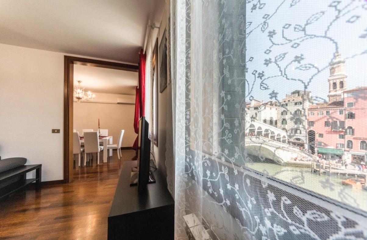 Apartment Rialto With Canal Grande View *