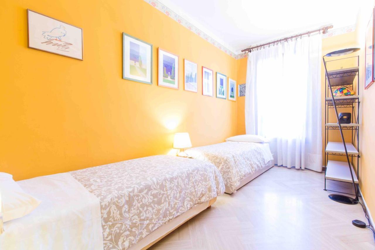Appartement Art Painting With Canal View Venetië