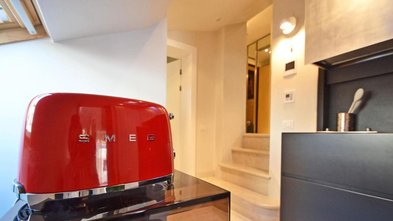 Ai Bareteri Luxury Canal View Appartement Venise
