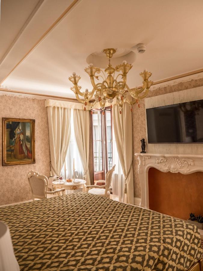 Egò Boutique The Silk Road
