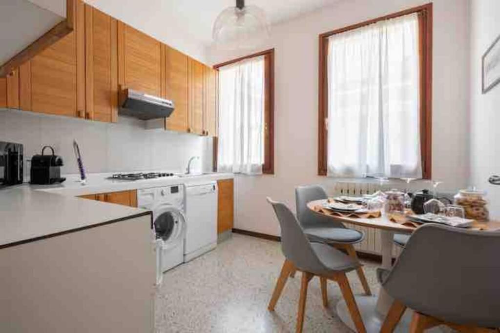 Ca' Pesaro Rooftop Terrace Apartment. *