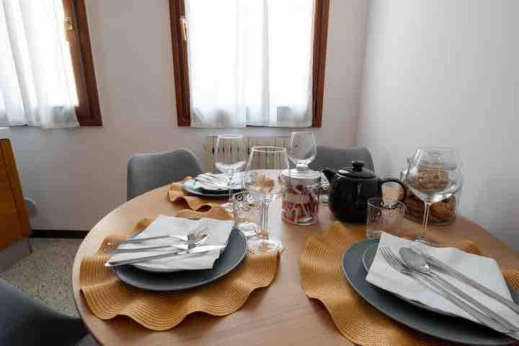 Ca' Pesaro Rooftop Terrace Apartment. Venise