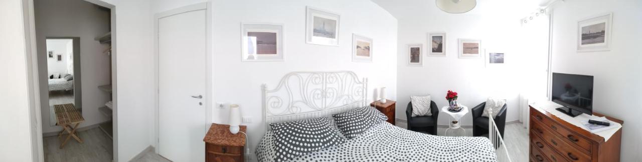 Venice Home