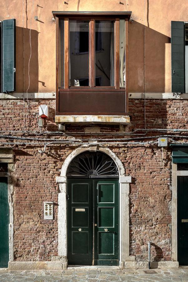 Appartement Mansardina - 1 Min From Accademia - Duplex Stylish And Cosy Venise